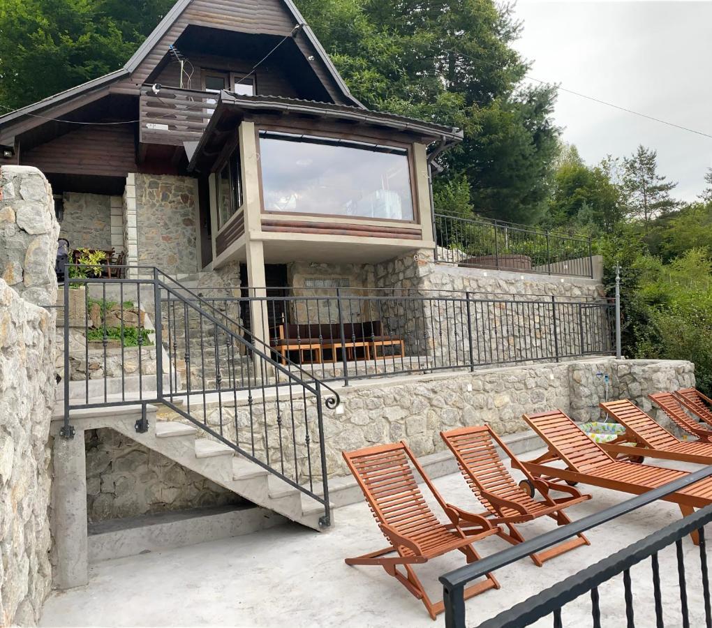 By Riverhill Karlovac Exterior photo